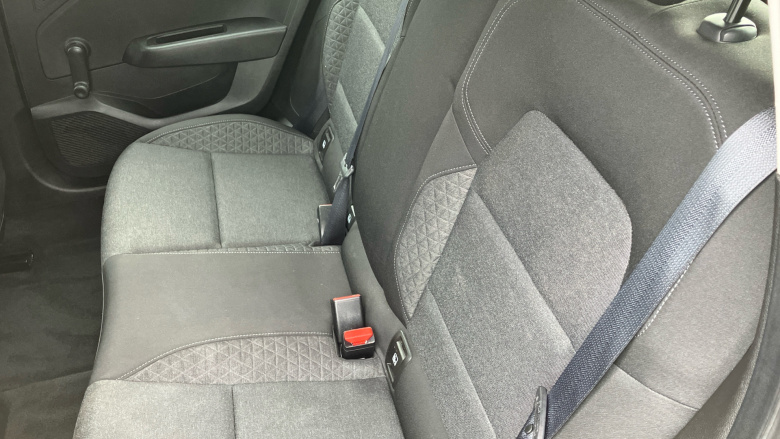 Renault Clio 1.0 TCe 100 Play 5dr Petrol Hatchback